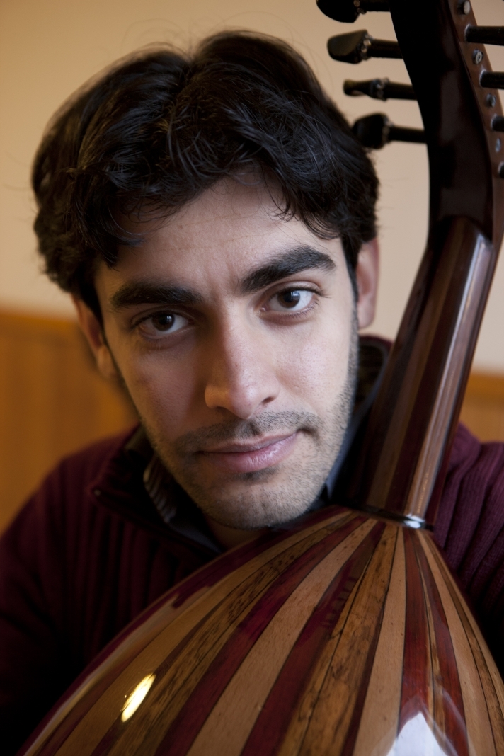 Ali Alawad ja Ud-luuttu _L1H3305