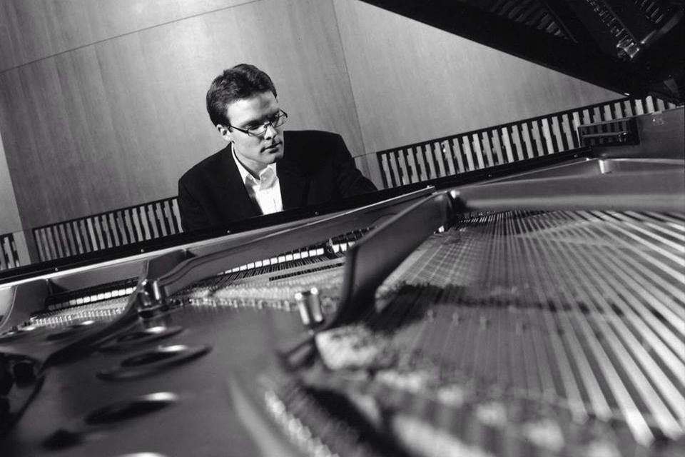 Pianisti Jonas Olsson esiintyy ensimmäistä kertaa Suomessa. Kuva: Key discoveries -konserttisarja.