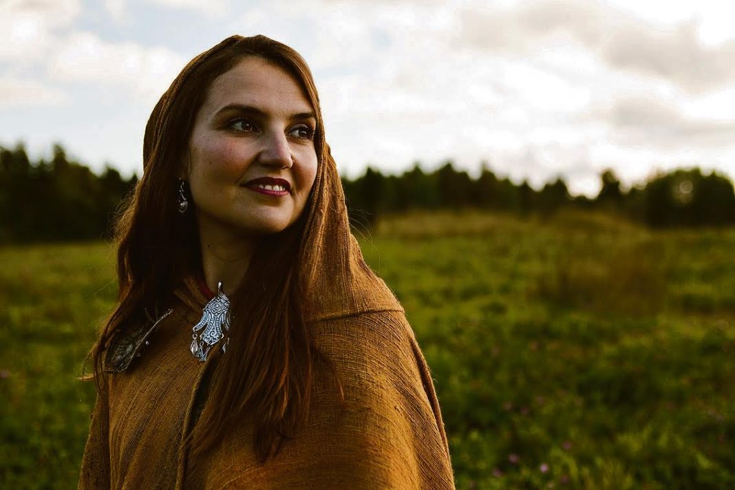 karoliina kantelinen, kuva aj savolainen